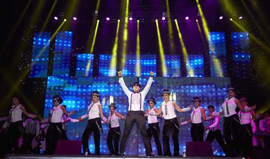 Vivaan Shah performs at the Slam Tour in Sears Center Arena, Chicago