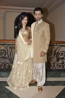 Shibani Kashyap poses with Rajiv Roda at the Wedding Show by Amy Billiomoria