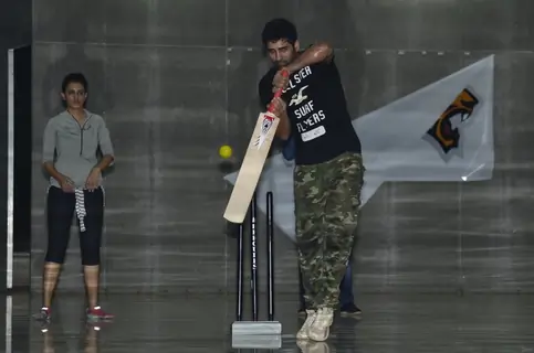 TV Celebs practice for a forthcoming Box Cricket League