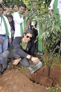 Hrithik Roshan plants a tree at Whistling Woods