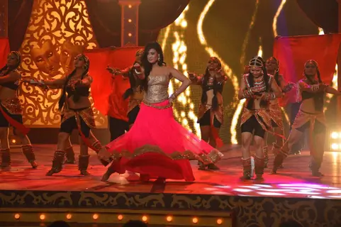 Shweta Tiwari performs at the Grand Opening Comedy Classes