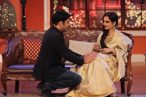 Super Nani on Comedy Nights with Kapil