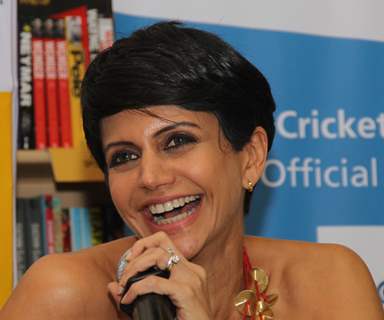 Mandira Bedi at Vikram Sathye's Book Launch