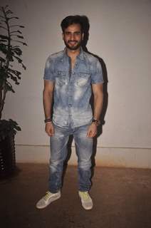 Karan Tacker poses for the media at the Special Screening of Sonali Cable