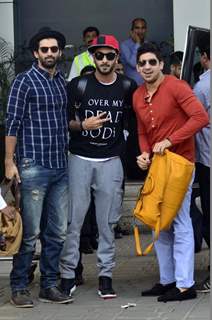 Aditya Roy Kapur, Ranbir Kapoor and Ayan Mukerji pose for media at Airport