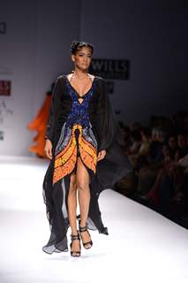 Carol Gracias walks the ramp at the Grand Finale of Wills Lifestyle India Fashion Week