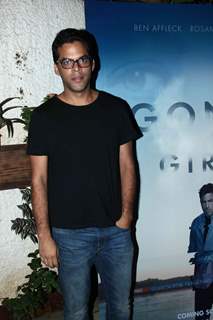 Vikramaditya Motwane poses for the media at the Special Screening of Ben Affleck's Gone Girl
