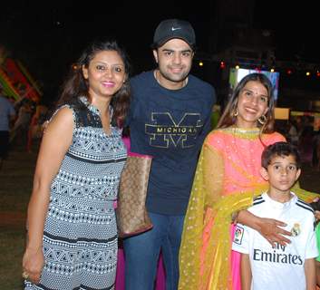 Manish Paul poses with guests at JBCN Carnival East Meets West