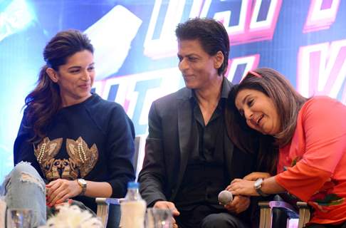 Deepika Padukone, Shah Rukh Khan and Farah Khan share a laugh during the Promotion of Happy New Year