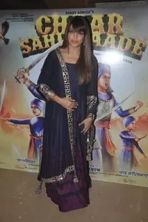 Bipasha Basu poses for the media at the Trailer Launch of Chaar Sahibzaade