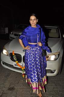 Kangana Ranaut poses for the media at Aamir Khan's Diwali Bash