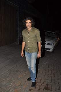 Imtiaz Ali poses for the media at Aamir Khan's Diwali Bash