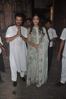 Anil Kapoor and Sonam Kapoor snapped Celebrating Diwali