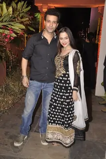 Sanjeeda Shaikh poses with Aamir Ali at Sachin Joshi's Diwali Bash