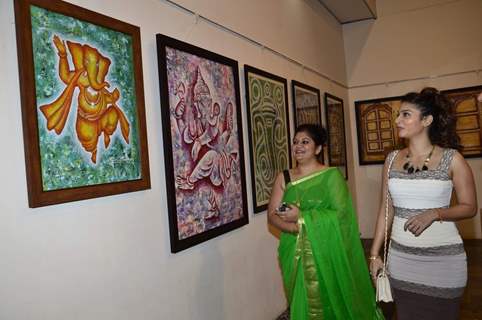 Tanishaa Mukerji was snapped at a Special Art Show Preview