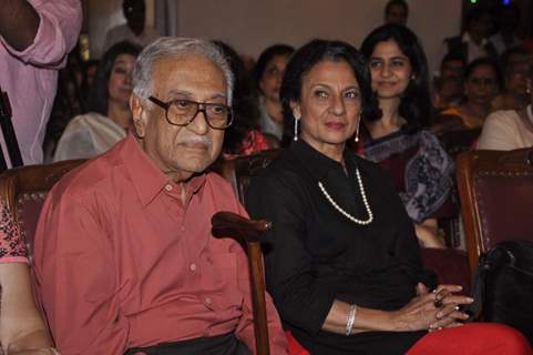 Tanuja was snapped at Bimal Roy's Book Launch