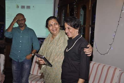 Tanuja snapped hugging a friend at Bimal Roy's Book Launch