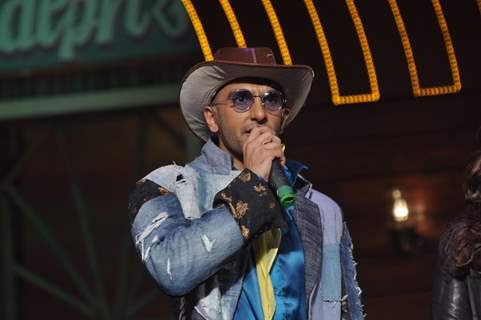 Ranveer Singh addressing the audience at the Song Launch of Kill Dil