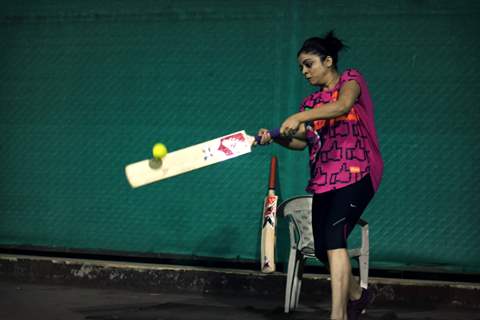 Nivedita Basu snapped practicing for Box Cricket League