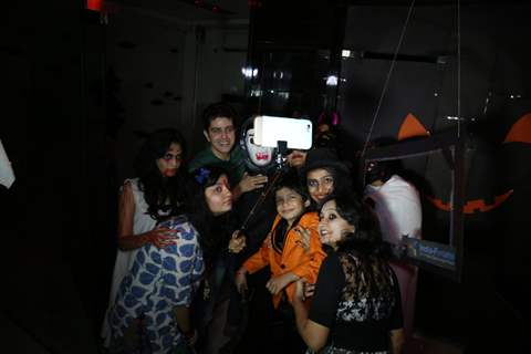 Vije Bhatia and Bhavesh Jaiswal click a selfie with India Forums Team at the Halloween Bash