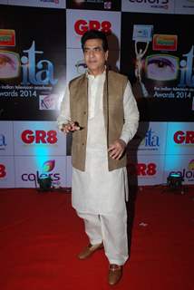 Jeetendra at the ITA Awards 2014