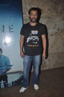 Abhishek Kapoor poses for the media at the Screening of Gone Girl