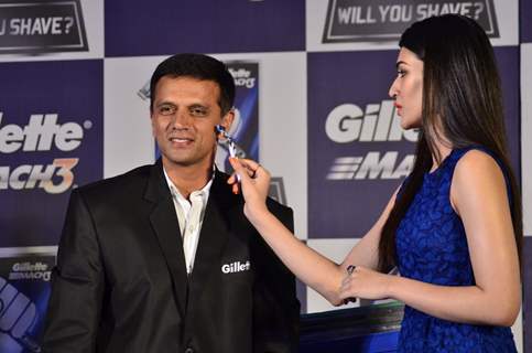 Kriti Sanon and Rahul Dravid showcase the product at a Promotional Event of Gillette