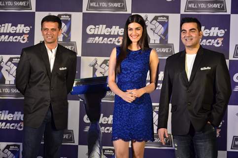 Rahul Dravid, Arbaaz Khan and Kriti Sanon at a Promotional Event of Gillette