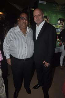 Anupam Kher poses with Satish Kaushik at the Premier of The Shaukeens