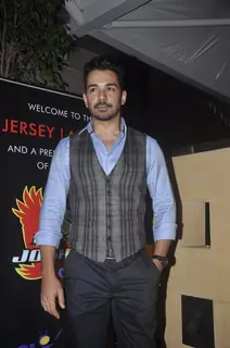 Abhinav Shukla poses for the media at the Jersey Launch of BCL Team Jaipur Raj Joshiley