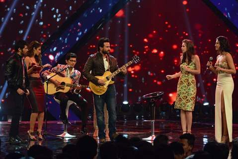 Saif Ali Khan performs during the Promotions of Happy Ending on India's Raw Star