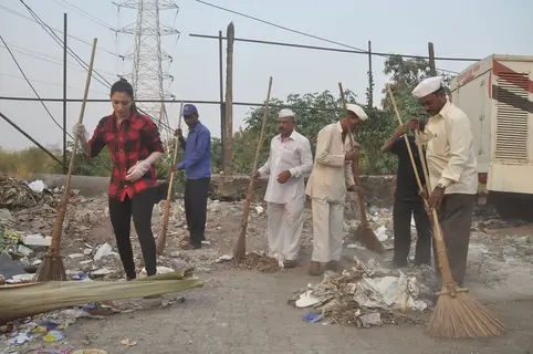 Tammanah was snapped at a Cleanliness Drive