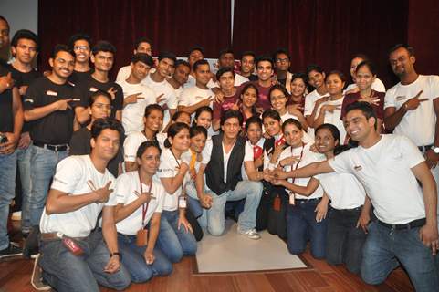 Shahrukh Khan poses with the staff at KidZania