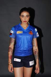 VJ Bani poses for the media at the Photo Shoot of BCL Team Chandigarh Cubs