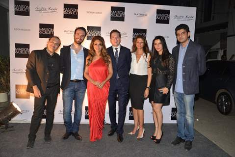 Gauri Khan poses with friends at the The Design Cell and Maison and Objet Cocktail Evening