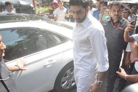 Abhishek Bachchan snapped at Ravi Chopra's Funeral