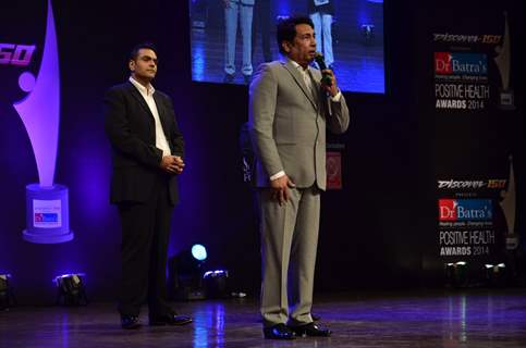 Shekhar Suman addressing the audience at Positive Health Awards