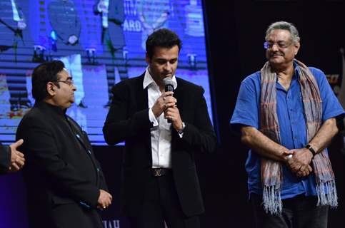 Rohit Roy addressing the audience at Positive Health Awards