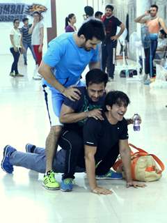 Fun during the Practise Sessions of BCL Team Kolkata Baabu Moshayes