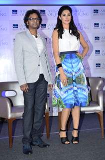 Nargis Fakhri and Massage Guru Moses Chundi at 'Parachute Advanced Art of Oiling' Event