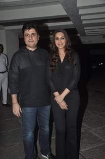 Sonali Bendre and Goldie Behl pose for the media at their Marriage Anniversary