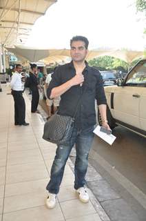 Arbaaz Khan was seena Leaving for Hyderabad