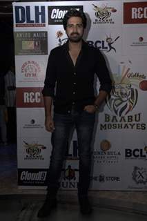 Avinash Sachdev was at the Kolkata Baabu Moshayes Party