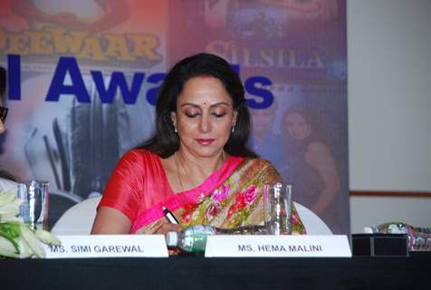 Hema Malini snapped at GR8 Yash Chopra Memorial Awards Meet
