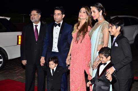 Shakeel Ladak, Amrita Arora and Malaika Arora Khan with their kids at Arpita's Reception