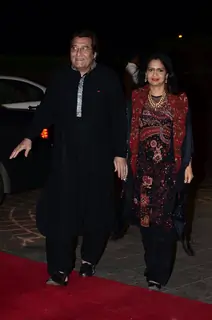 Vinod Khanna with wife snapped at Arpita Khan's Wedding Reception