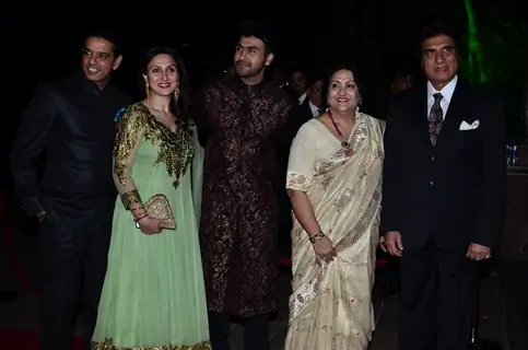 Anup Soni, Juhi Babbar, Arya Babbar and Raj Babbar at Arpita Khan's Wedding Reception