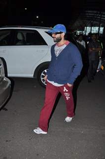 Saif Ali Khan was snapped coming out from Airport