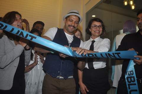 Farhan Akhtar inaugurates the BBlunt Salon