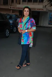 Farah Khan poses for the media at Pet Adoptathon 2014